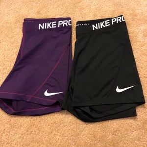 NWOT - NIKE PRO women compression shorts
